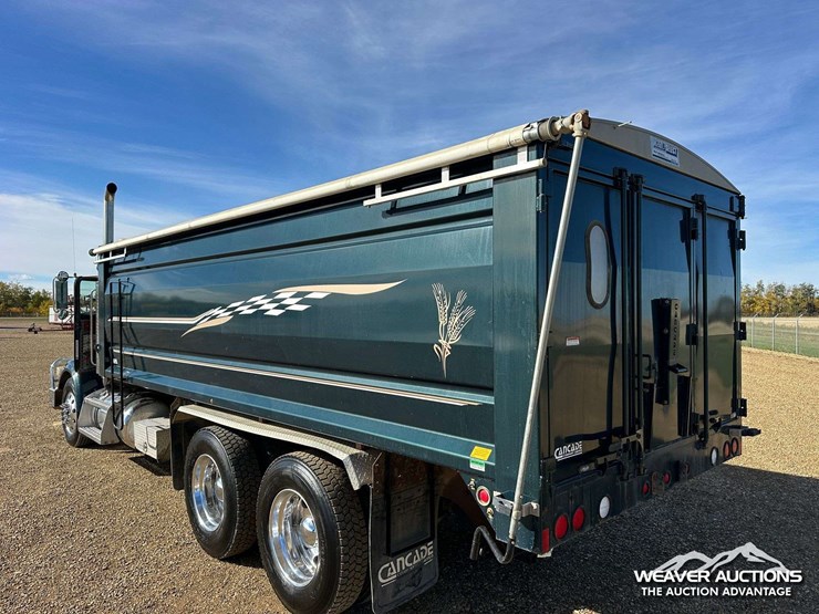 peterbilt-378-image-77