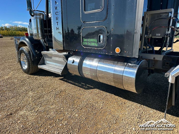 kenworth-w900-image-81