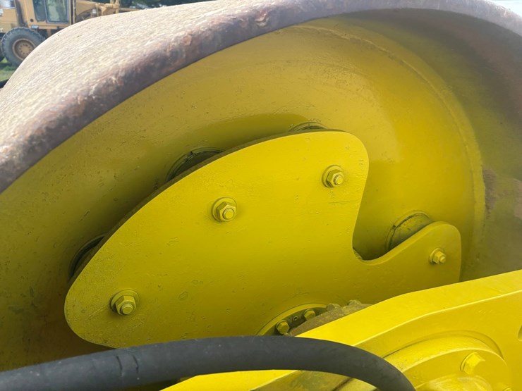 bomag-bw213d-image-52