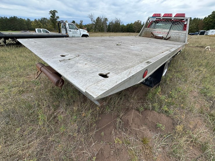 ford-f350-xl-image-23