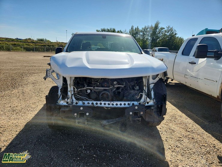2019-chevrolet-silverado-1500-image-5