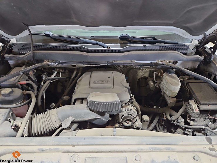 2016-chevrolet-silverado-2500hd-image-23