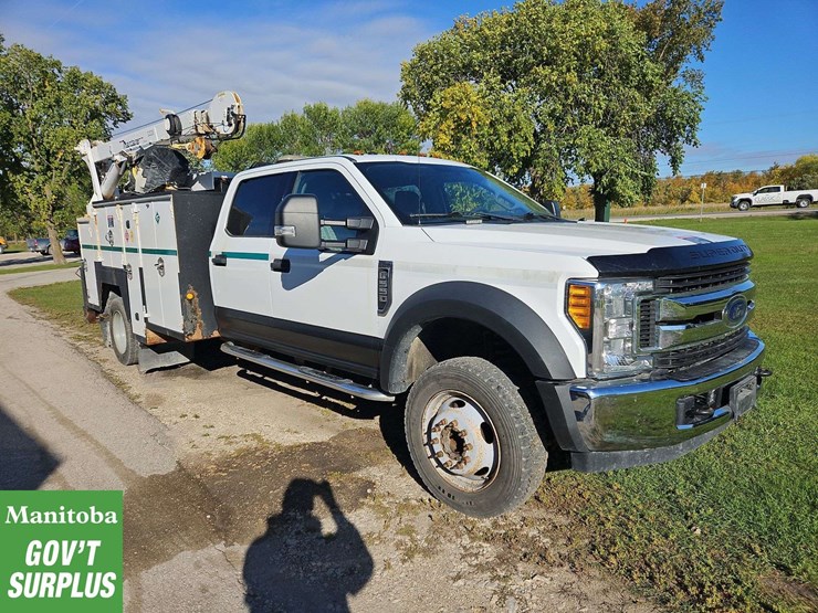 2017-ford-f550-image-2