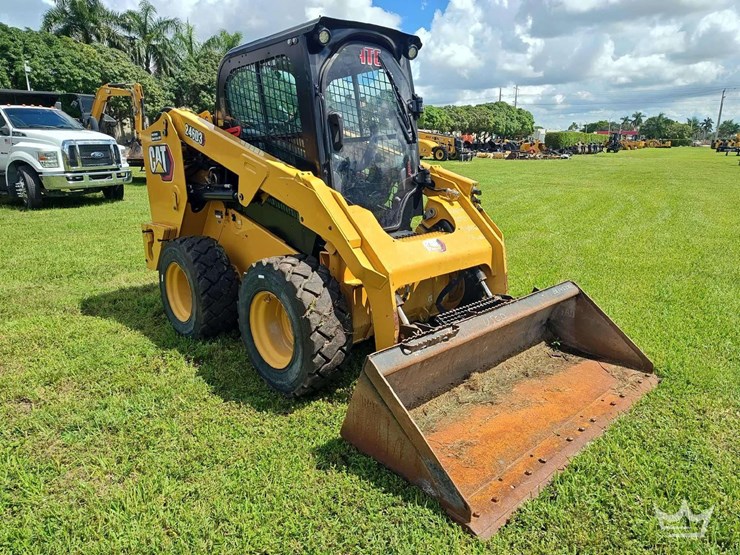 2024-caterpillar-246d3-image-2