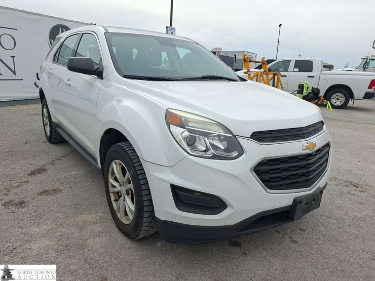 2017-chevrolet-equinox-image-3