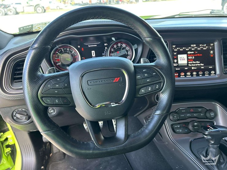 2023-dodge-challenger-coupe-image-18
