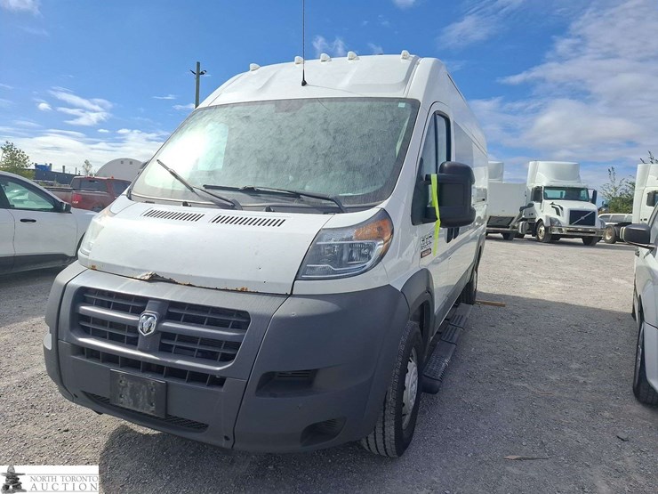 non-operable-2017-ram-promaster-cargo-van-image-1