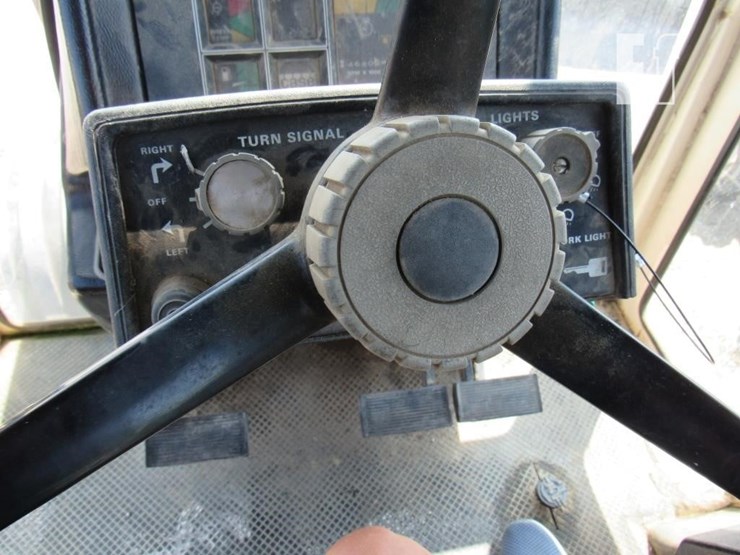 j-i-case-2590-image-21