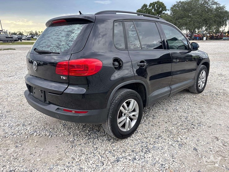 2016-volkswagen-tiguan-image-3