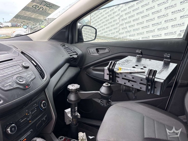 2017-ford-escape-image-17