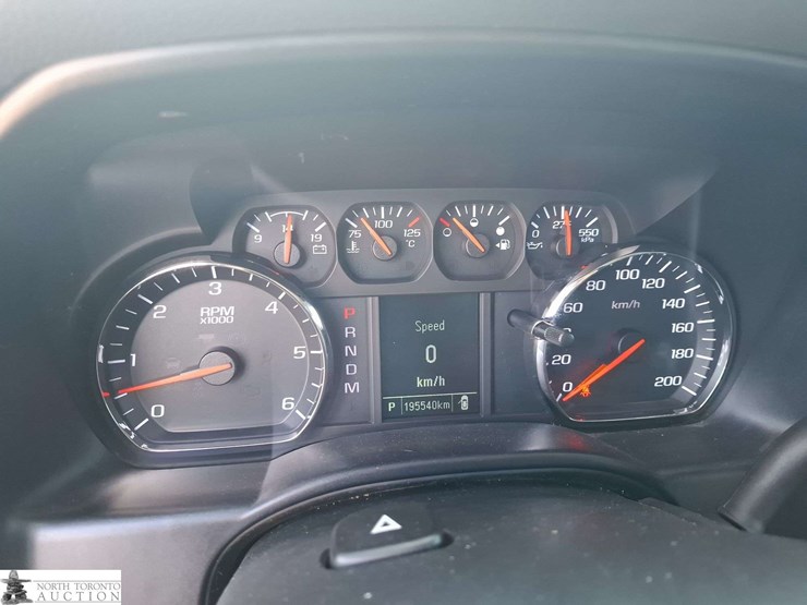 2014-chevrolet-silverado-1500-image-11