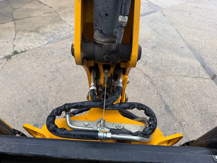 jcb-3cx-image-46