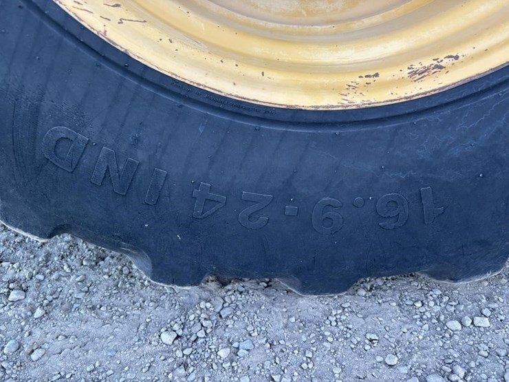 2007-caterpillar-414e-image-29