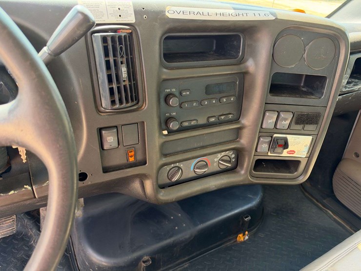2008-utility-van-image-13