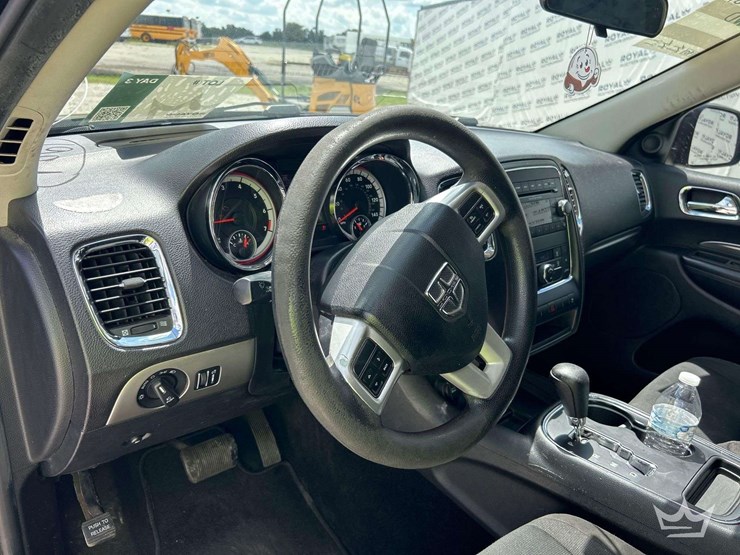 2013-dodge-durango-image-10