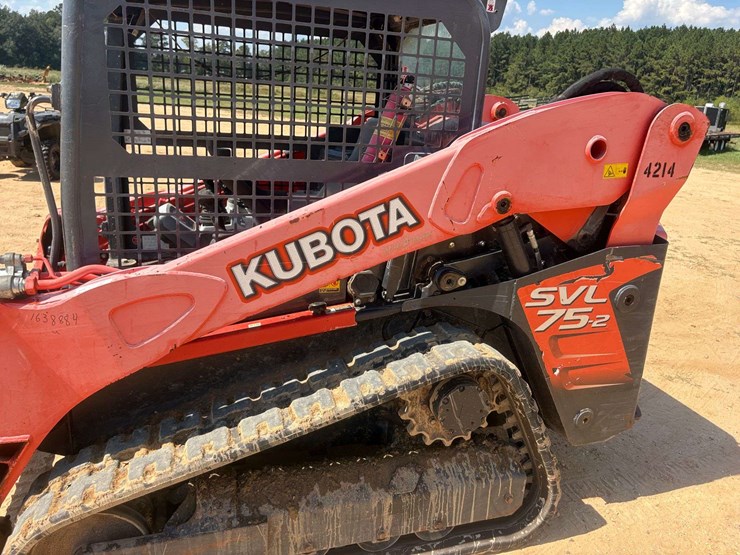 2018-kubota-svl75-image-15