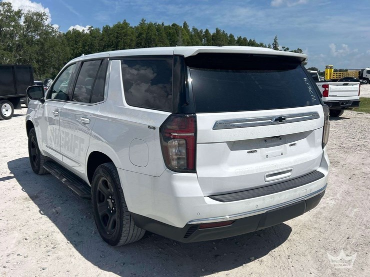 2023-chevrolet-tahoe-image-3