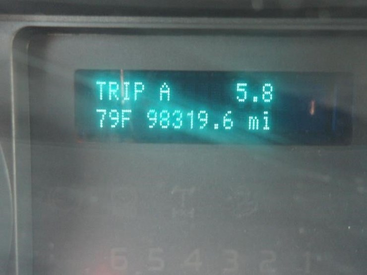 2011-ford-f350-image-18