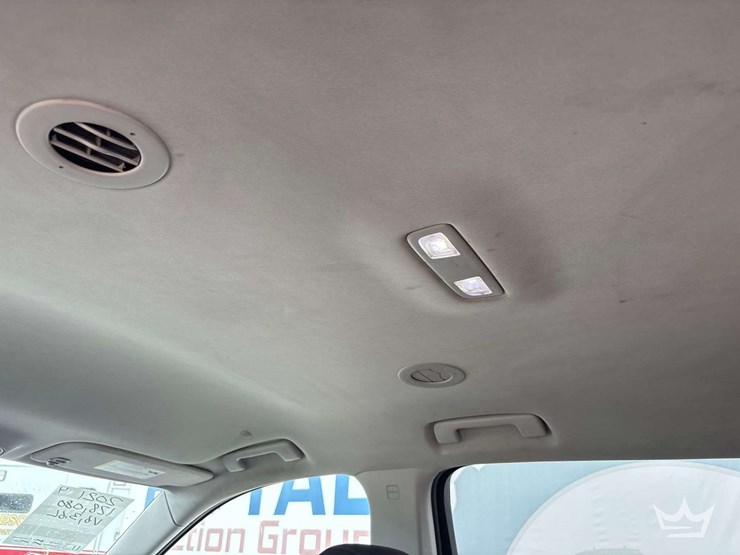 2021-chevrolet-traverse-image-22