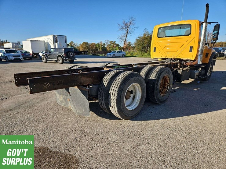 2010-international-workstar-7500-image-4