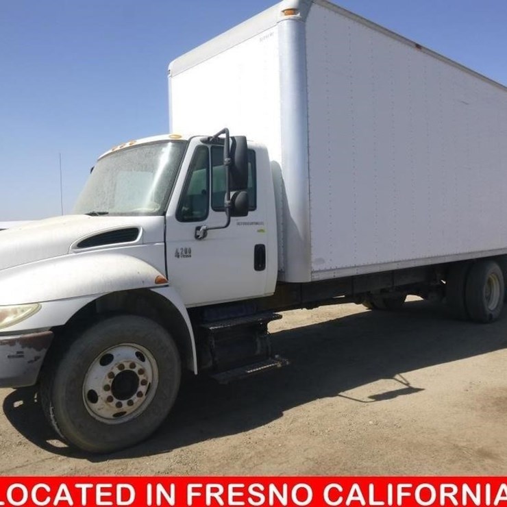 2005 INTERNATIONAL DURASTAR 4200