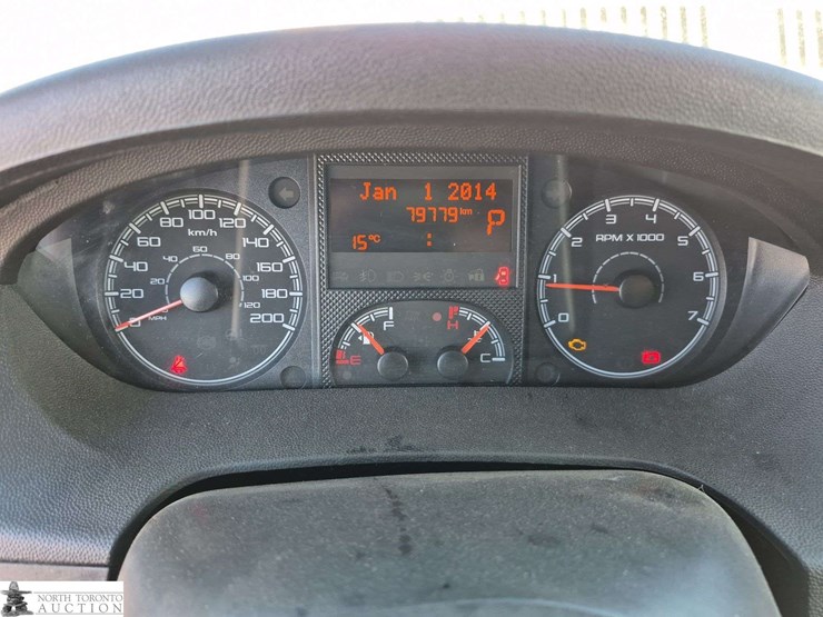 non-operable-2014-ram-promaster-cargo-van-image-11