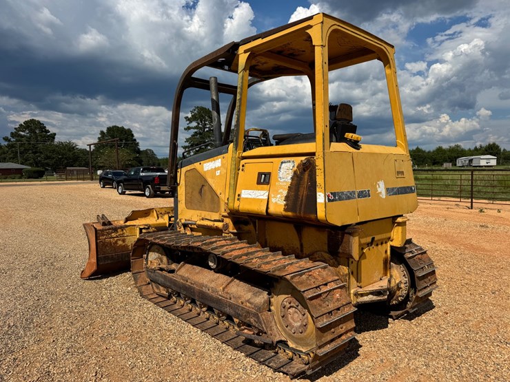 deere-550h-lt-image-5