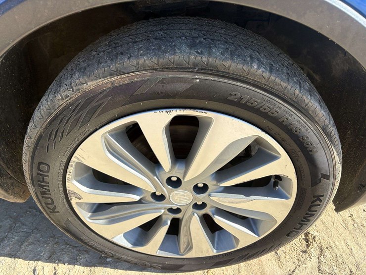 2018-buick-encore-image-21