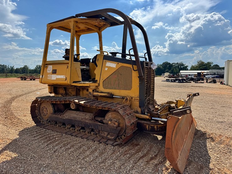 deere-550h-lt-image-1