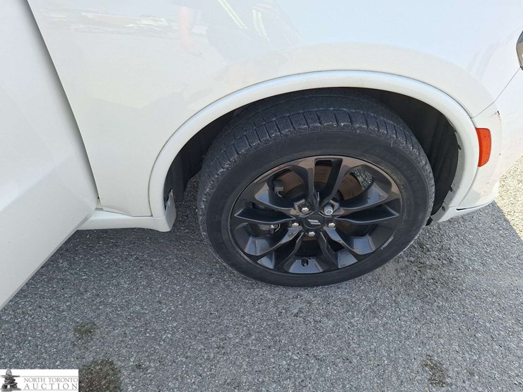 2022-dodge-durango-image-23