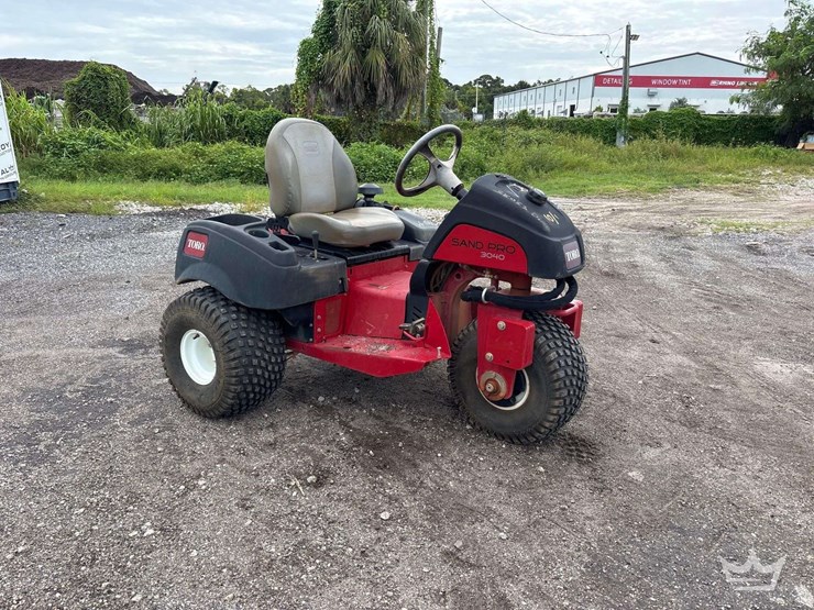 2021-toro-sand-pro-3040-bunker-rake-image-2