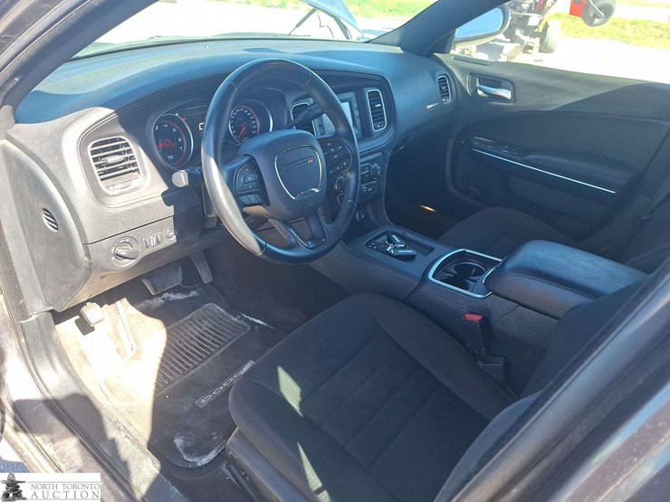 2017-dodge-charger-image-10