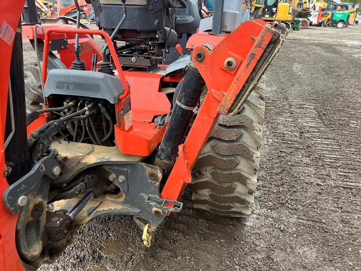 2017-kubota-l47-image-19