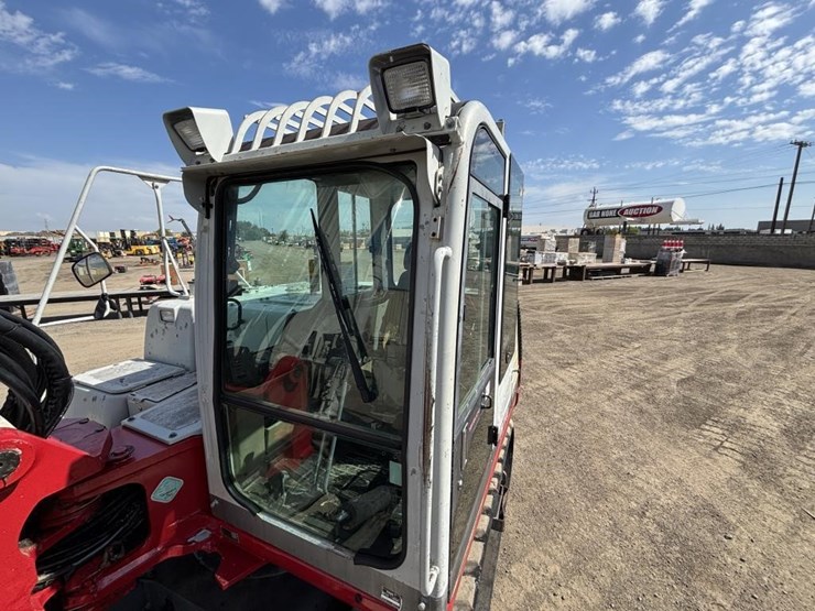 takeuchi-tb1140-image-28