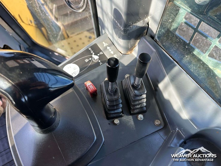 john-deere-10-image-71