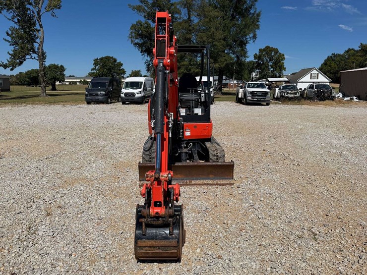 2023-kubota-kx033-4-image-6