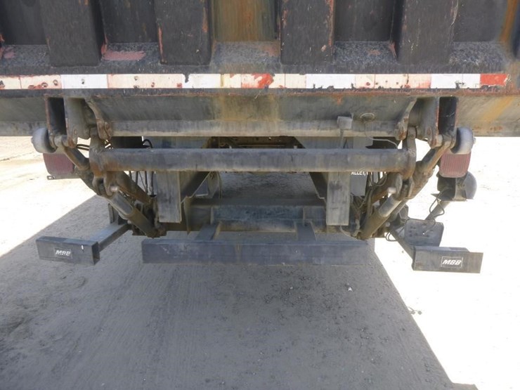 2005-international-durastar-4200-image-20
