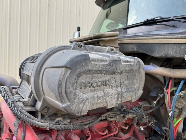 2022-kenworth-t680-image-46