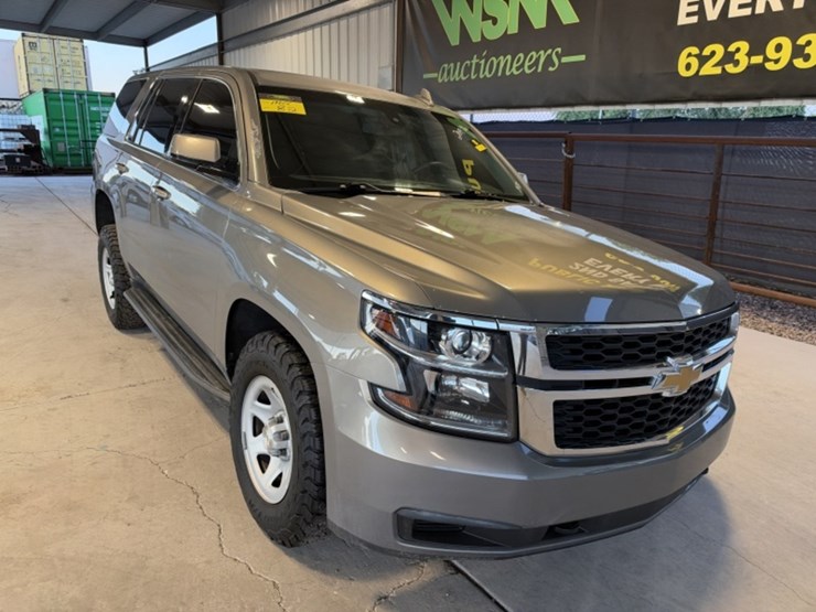 2019-chevrolet-tahoe-image-2