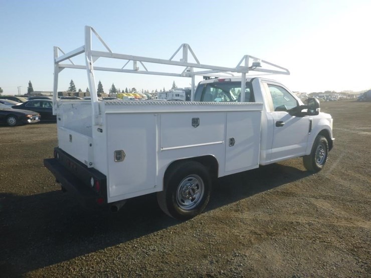 2017-ford-f250-image-3