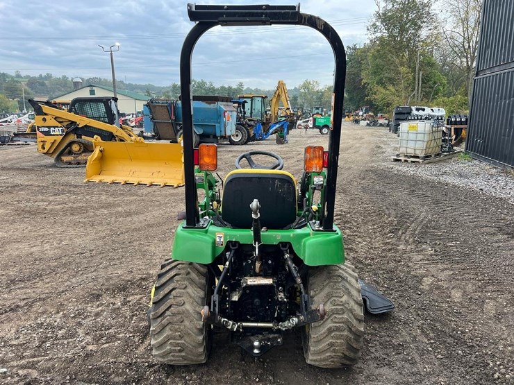john-deere-2210-image-5