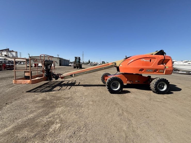 2007-jlg-400s-image-3