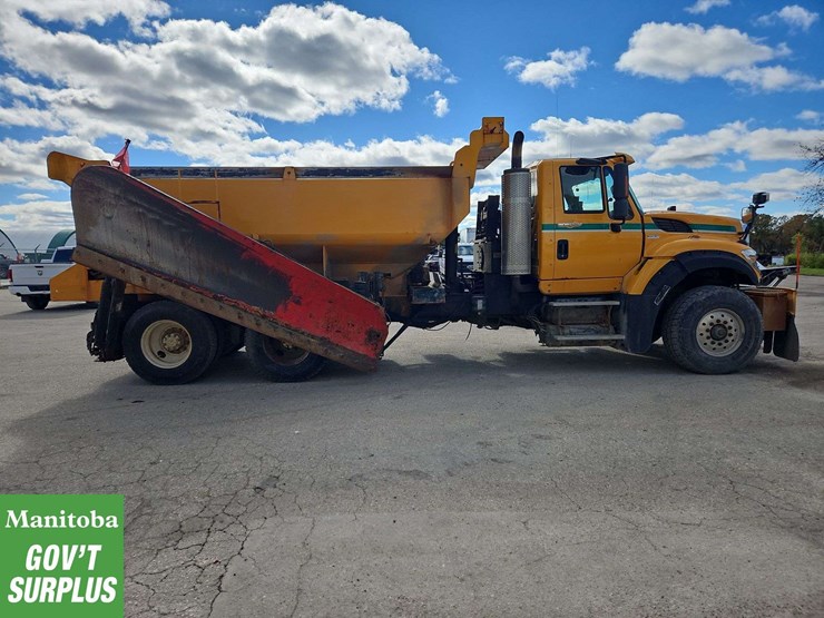 2013-international-workstar-7600-image-7