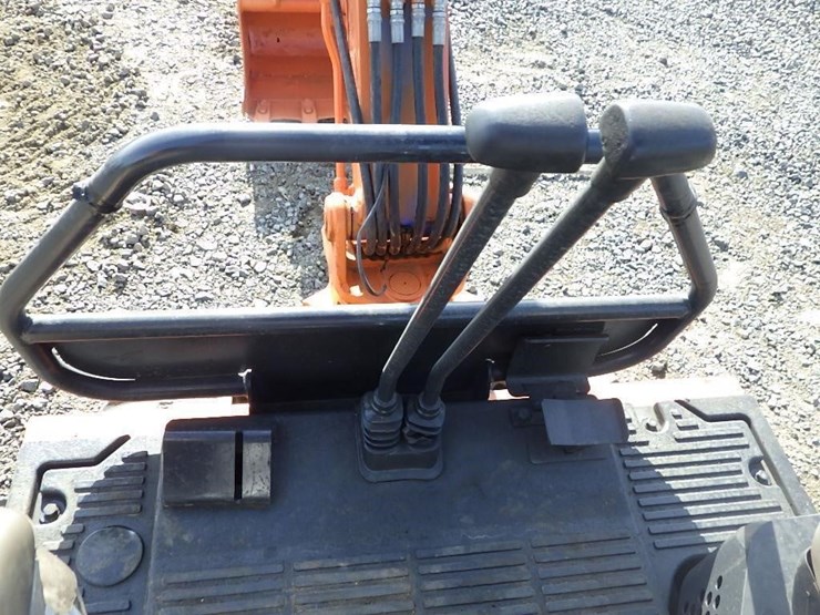 hitachi-ex15-image-28