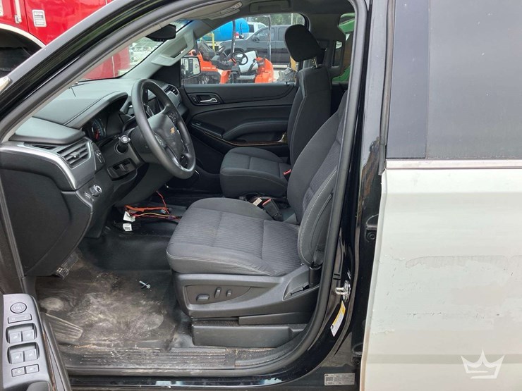2019-chevrolet-tahoe-image-11