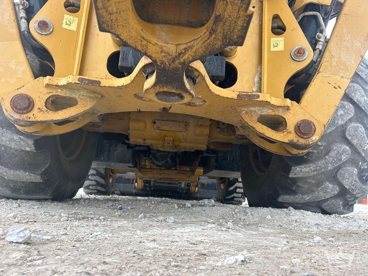 caterpillar-420f2-it-image-38