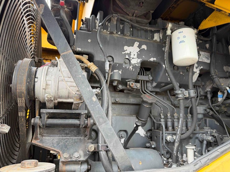 komatsu-wa450-image-13