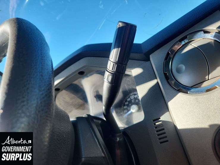 2013-ford-f350-image-15
