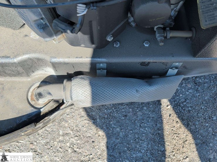 non-operable-2018-power-eclipse-440bu-floor-scrubber-image-17