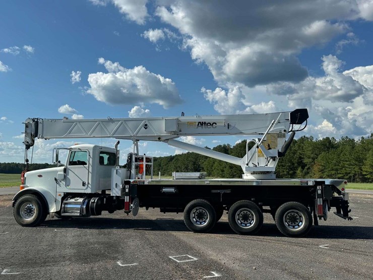 2013-peterbilt-365-image-4